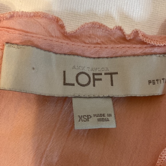 Loft Crinkled Style Peach Tank top Size XS Petite - Picture 6 of 10